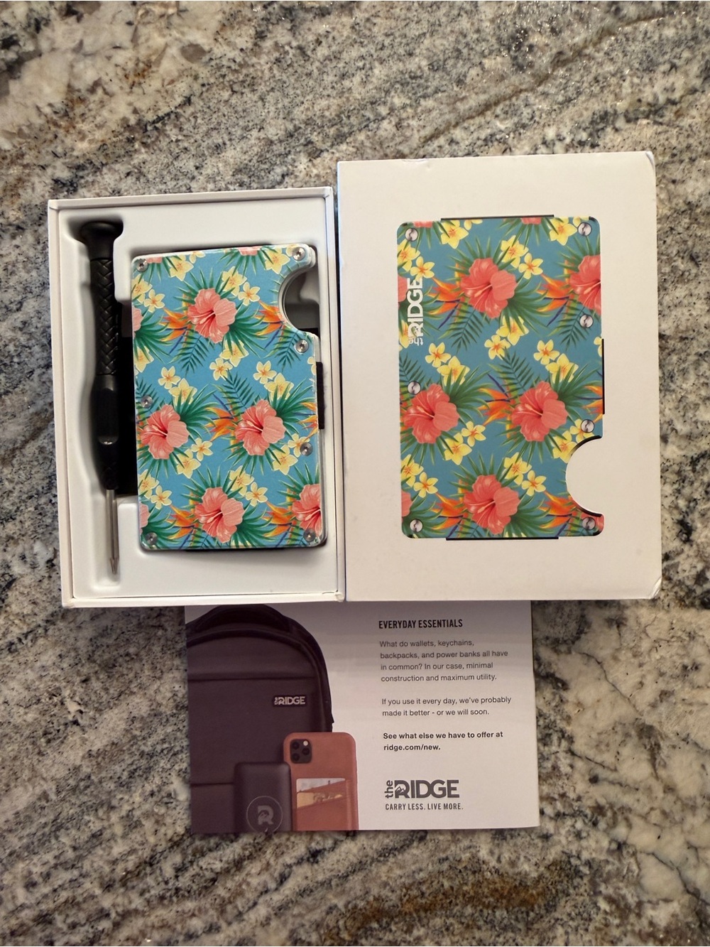 Ridge Floral Blue Aluminum Wallet - Tropical Hibiscus Design
